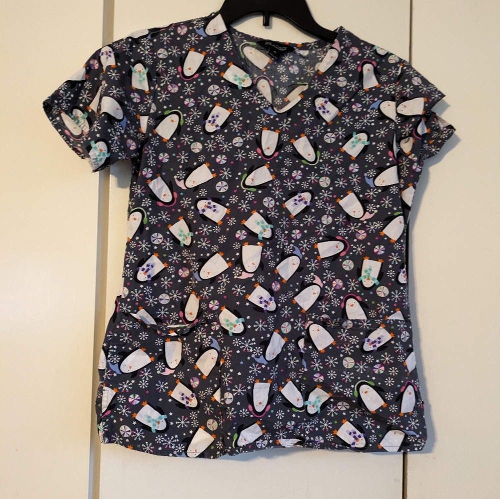 Zoe and Chloe extra small scrub top